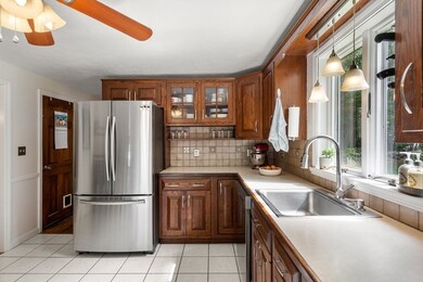 77 Chestnut St, North Easton, MA 02356 - photo 4