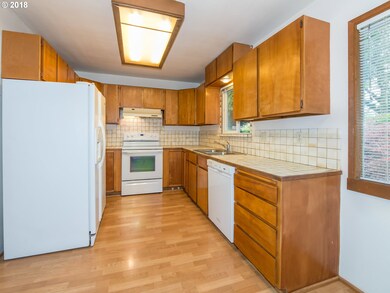 515 Oakway Rd, Eugene, OR 97401 - photo 4