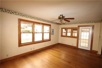 102 N Waite St, Manchester, TN 37355 - photo 4