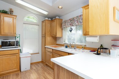 2439 NE Snow Willow-16