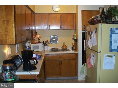511a W 8th St unit B, Lansdale, PA 19446 - photo 3
