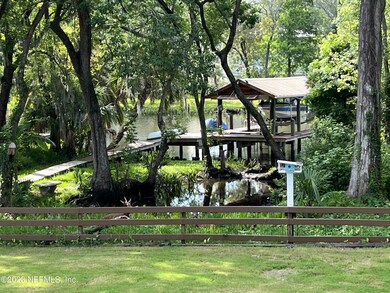 3841 Cedar Forest Dr E, Jacksonville, FL 32210 - photo 2