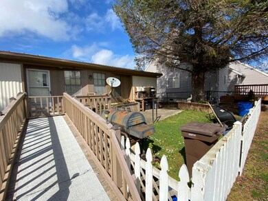 2220 Fleming Ave W, Tillamook, OR 97141 - photo 3