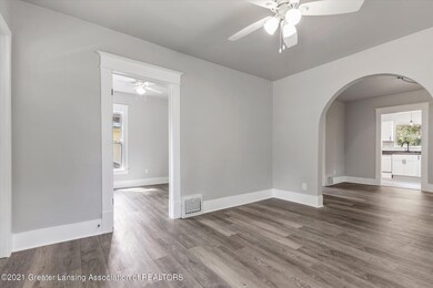 1834 Davis Ave, Lansing, MI 48910 - photo 7