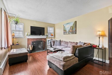 832 W 2nd St, Middlesex, NJ 08846 - photo 2