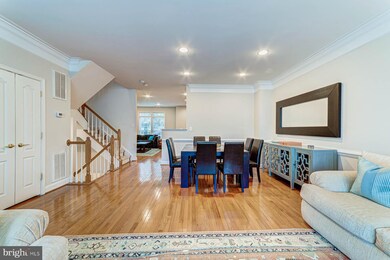 4043 Stewarts Bridge Ct, Fairfax, VA 22033 - photo 7