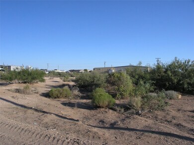 13754 Guerrero Dr, El Paso, TX 79928 - photo 2