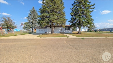 706 5th Ave E, Culbertson, MT 59218 - photo 2