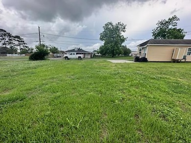 Lot 11 6th St, Chalmette, LA 70043 - photo 2
