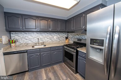 12108 Covert Rd, Philadelphia, PA 19154 - photo 7