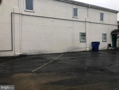 1021 W Washington 1007-1021 St unit 1, Hagerstown, MD 21740 - photo 3