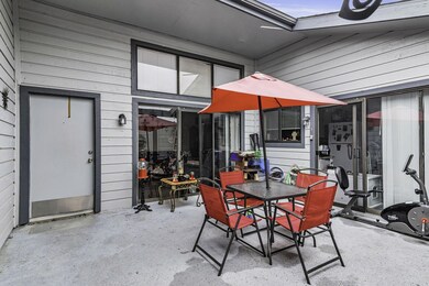 614 Bellaire Dr unit C, Hurst, TX 76053 - photo 3