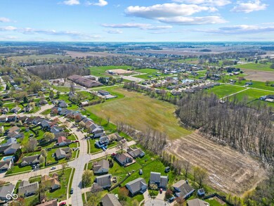 84 Beech Ct, Whiteland, IN 46184 - photo 5