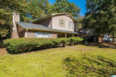 308 Wink Cir, Center Point, AL 35215 - photo 3