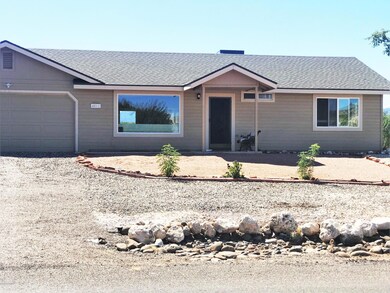 Front with Picture window