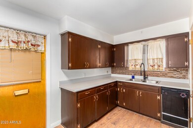 202 N 54th St, Mesa, AZ 85205 - photo 5