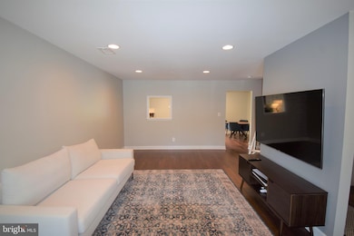 16268 Taconic Cir, Dumfries, VA 22025 - photo 5