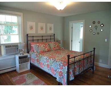 425 Donald St, Bedford, NH 03110 - photo 4