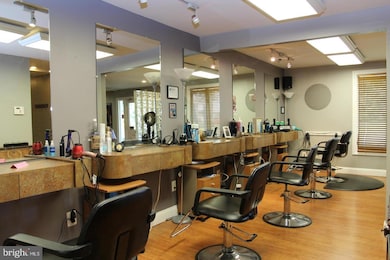 2907 E State St, Trenton, NJ 08619 - photo 7