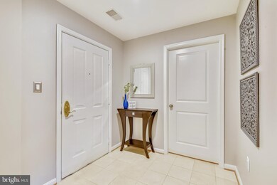 4800 Coyle Rd unit 410, Owings Mills, MD 21117 - photo 3