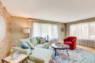 1921 Somerset Ln unit 65, Northbrook, IL 60062 - photo 4