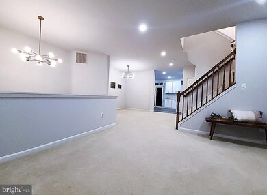 4166 Zinnia Ln, Fairfax, VA 22030 - photo 4