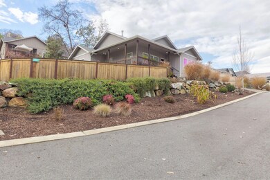 22-web-or-mls-1035-se-ashley-pl