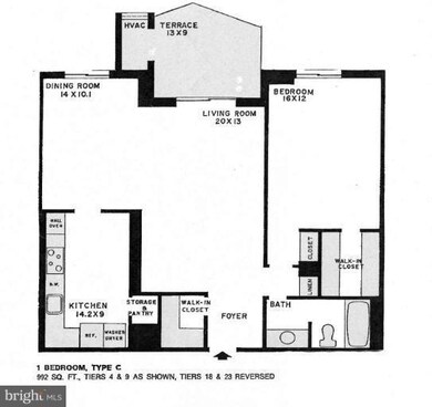 The Rotonda unit 1004, McLean, VA 22102 - photo 2