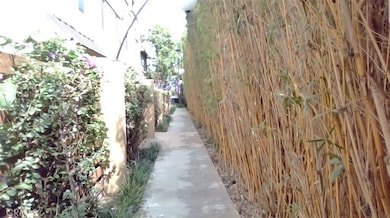 1528 W Artesia Square unit H, Gardena, CA 90248 - photo 5