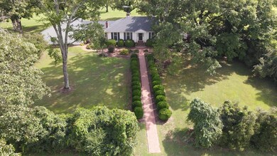 Front Walkway View