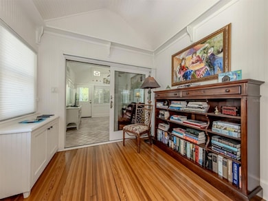 726 Eagle Point Dr, Venice, FL 34285 - photo 3