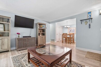 18 Kingswood Dr unit 7, Abington, MA 02351 - photo 5