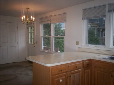 286 Newtonville Ave unit 286, Newtonville, MA 02460 - photo 2