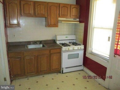 2822 Ashland Ave, Baltimore, MD 21205 - photo 7