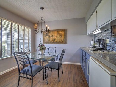 Kitchen Dinning Combo