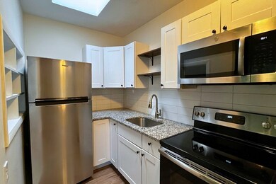 39 Willow St unit 4, Boston, MA 02132 - photo 4