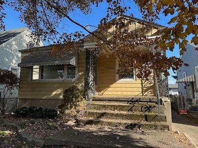 1717 Warwick Ave, Whiting, IN 46394 - photo 2