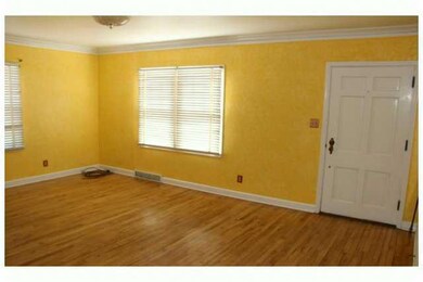 425 NW 50th Place, Des Moines, IA 50313 - photo 4