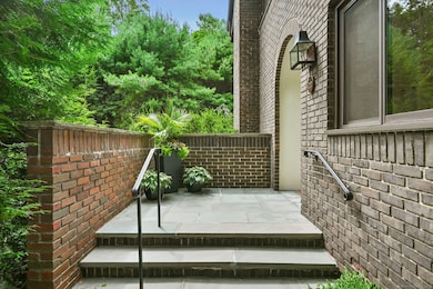 289 New Norwalk Rd unit 22, New Canaan, CT 06840 - photo 3