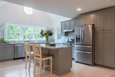 11-Kitchen1