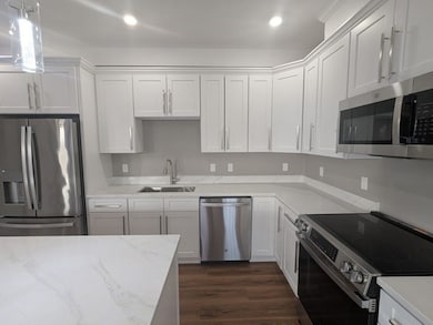 13 Nahant St unit 4A, Lynn, MA 01902 - photo 4