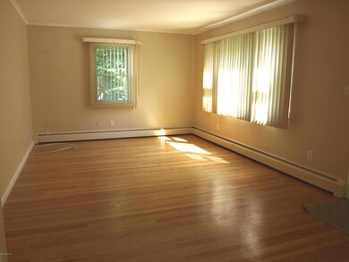 18 Pemberwick Rd unit 1, Greenwich, CT 06831 - photo 3