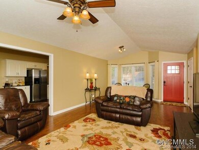 4 Cozy Cove, Hendersonville, NC 28792 - photo 4