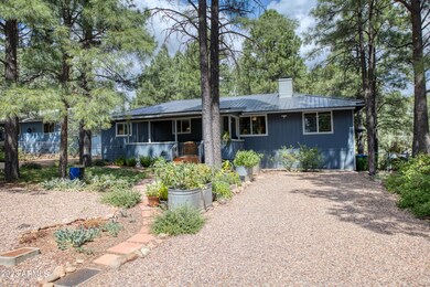 260 W Oliver, Show Low, AZ 85901 - photo 2