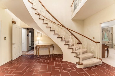 1130 Dunrobbin Ln, South Bend, IN 46614 - photo 3