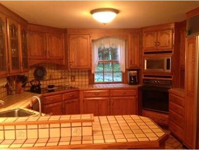 274 Partridge St, Gardner, MA 01440 - photo 5