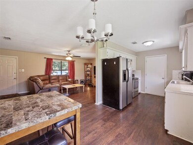 3032 Liberty Dr, Corsicana, TX 75110 - photo 6