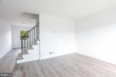 1046 Middlesex Rd, Essex, MD 21221 - photo 5