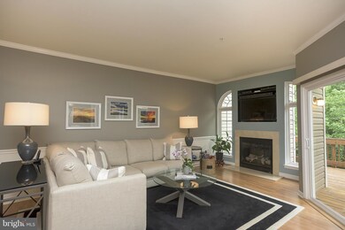 2594 Running Wolf Trail, Odenton, MD 21113 - photo 4