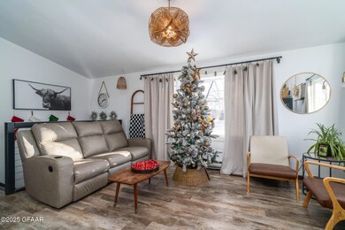 8 Kemble Cir, East Grand Forks, MN 56721 - photo 7